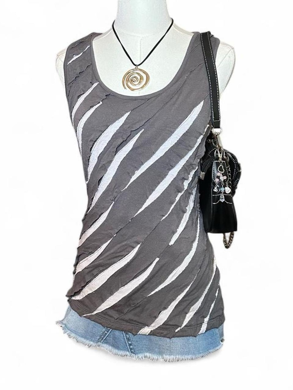 Y2K Olivia Moon Gray White Striped Top Effy Stonem Skins UK Rave Indie Sleaze